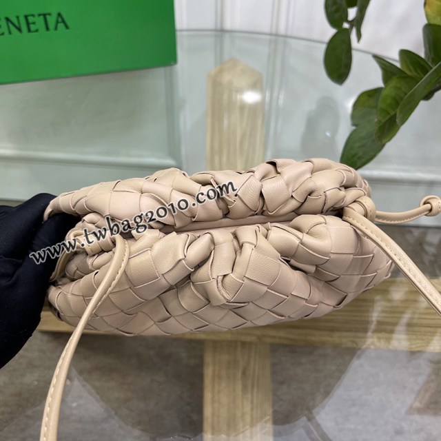 Bottega veneta高端女包 98061 寶緹嘉升級版小號編織雲朵包 BV經典款純手工編織羔羊皮女包  gxz1167